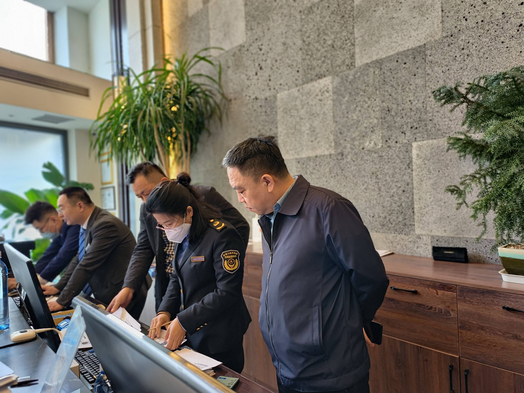 山東省煙臺市牟平區(qū)市場監(jiān)管局開展&ldquo;五一&rdquo;期間市場價格秩序規(guī)范行動